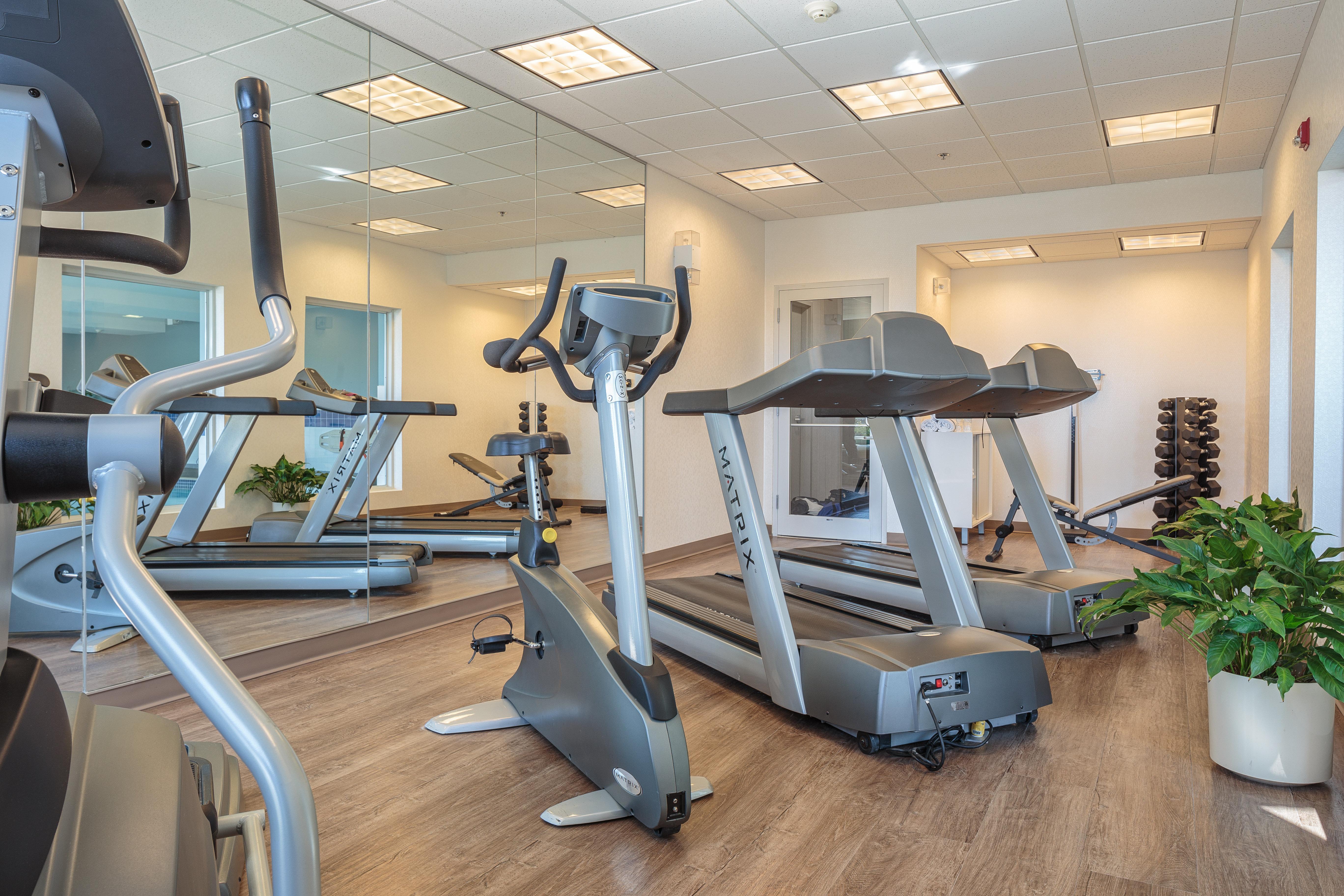 Holiday Inn Express & Suites - Belleville By Ihg Ngoại thất bức ảnh