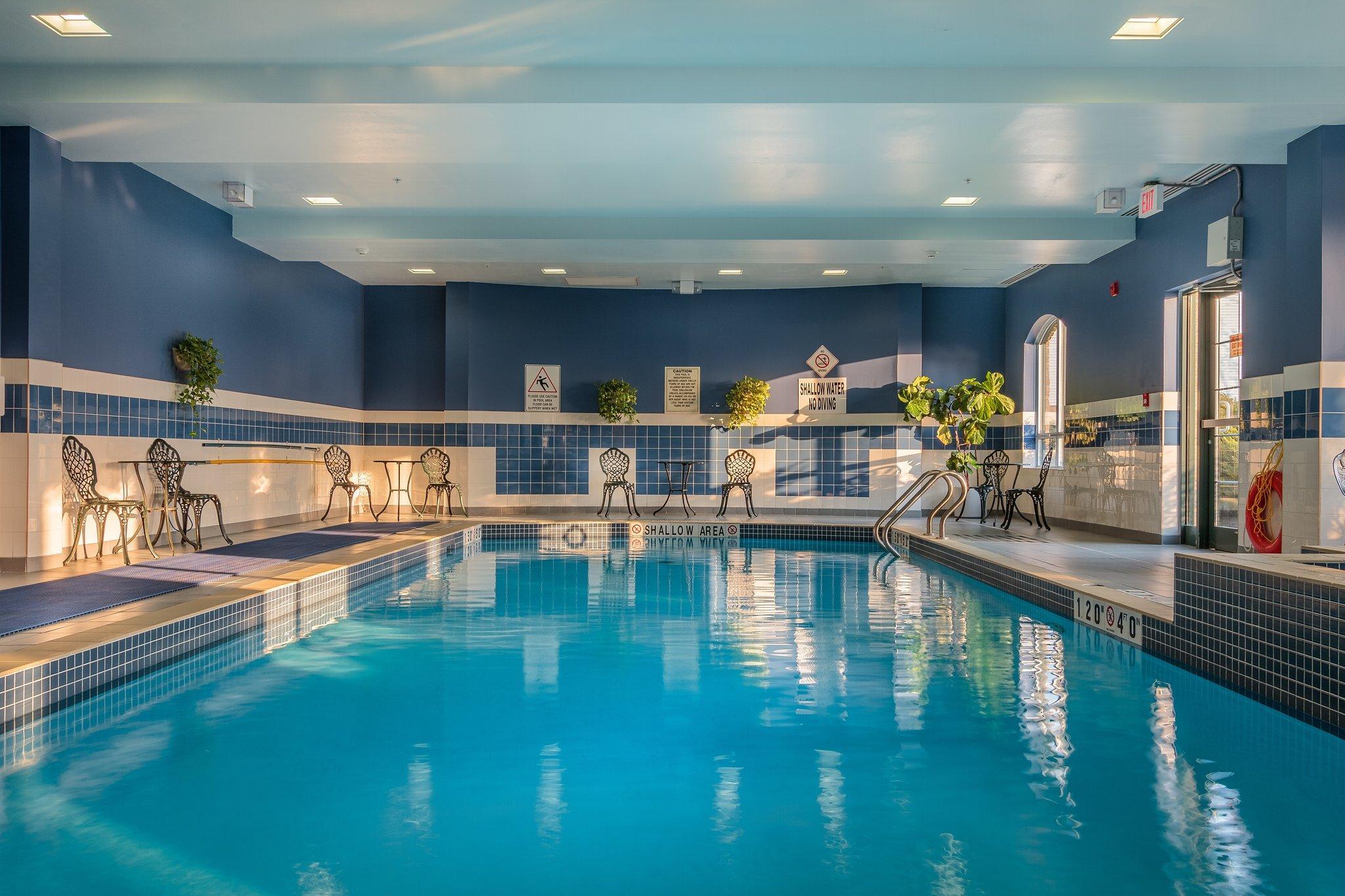 Holiday Inn Express & Suites - Belleville By Ihg Ngoại thất bức ảnh