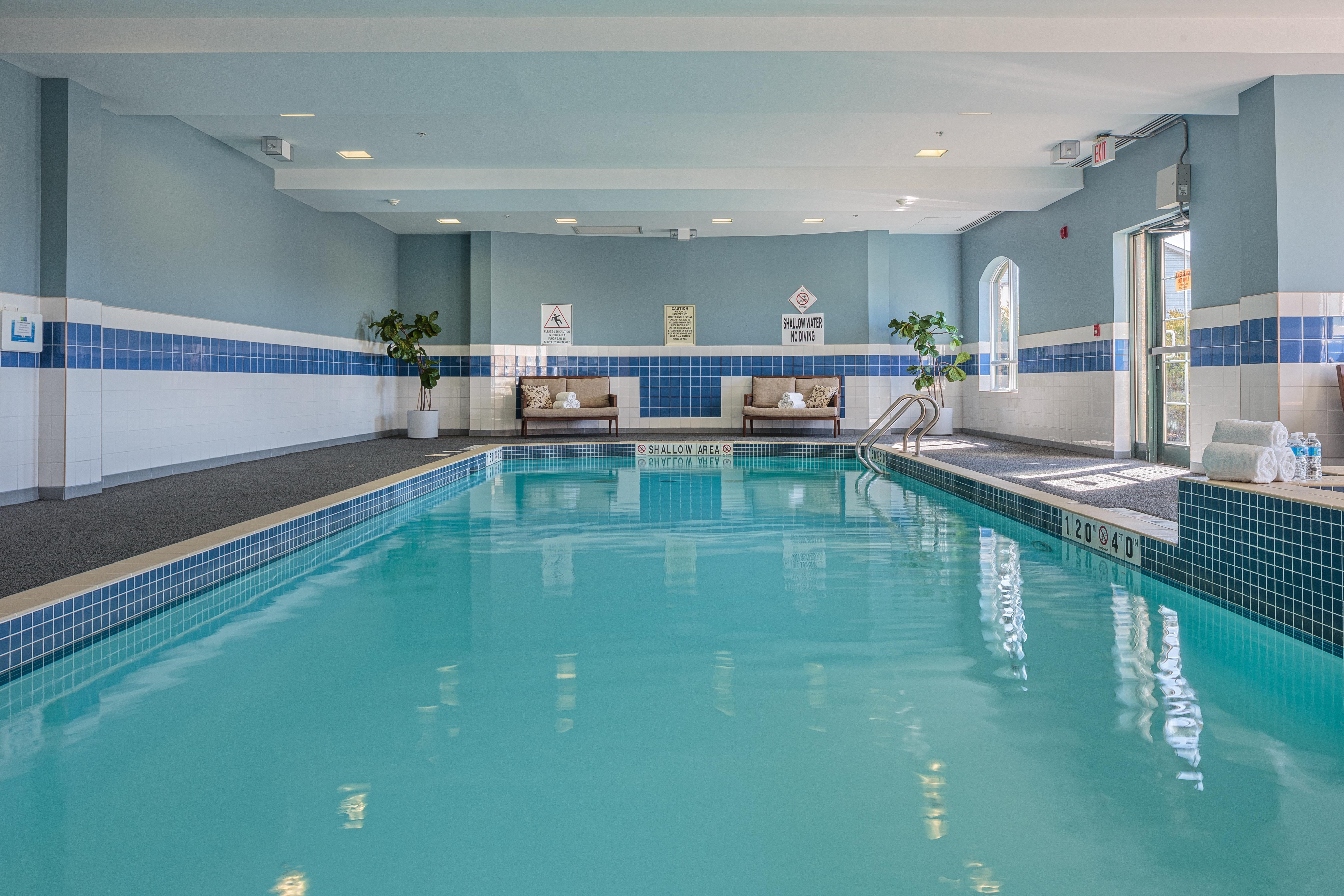 Holiday Inn Express & Suites - Belleville By Ihg Ngoại thất bức ảnh