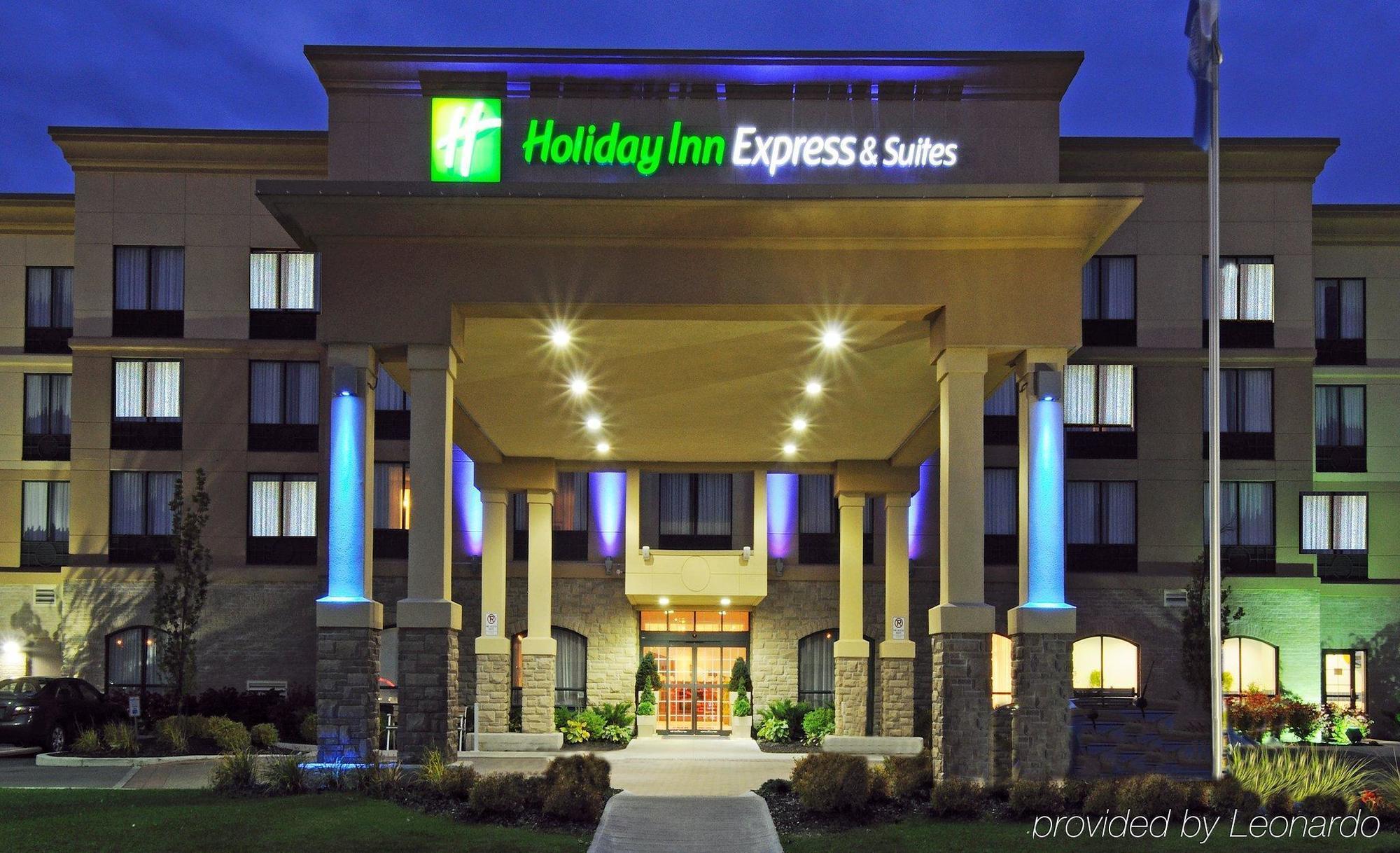 Holiday Inn Express & Suites - Belleville By Ihg Ngoại thất bức ảnh